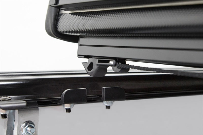 Access LOMAX Pro Series TriFold Cover 16-19 Toyota Tacoma 5ft Bed - Blk Diamond Mist