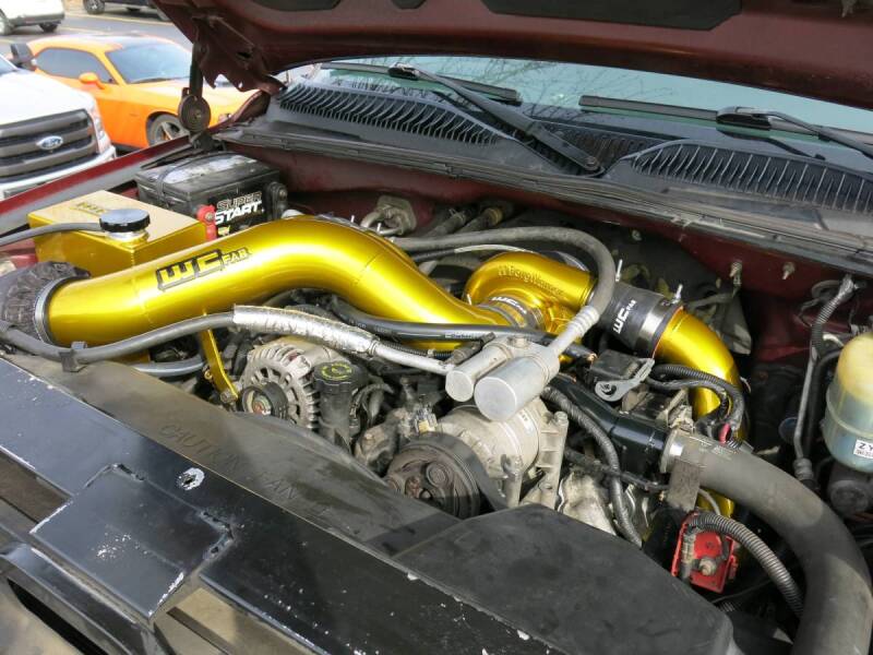 Wehrli 2001-2004 Chevrolet LB7 6.6L Duramax S300 Single Turbo Install Kit - Candy Red