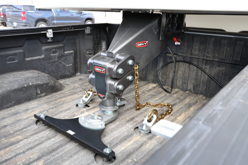 Gen-Y Executive 5th Wheel to Gooseneck Safety Chain 3/8 x 84in Safety Chain