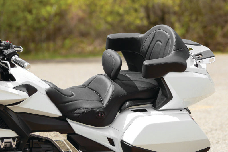 Mustang 18-19 Honda Gold Wing GL1800 Standard Touring 1PC Seat w/ Driver Backrest - Black