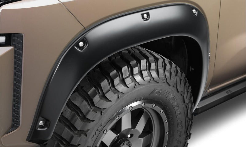 Bushwacker 22-24 Nissan Frontier Pocket Style Fender Flares 4pc - Black