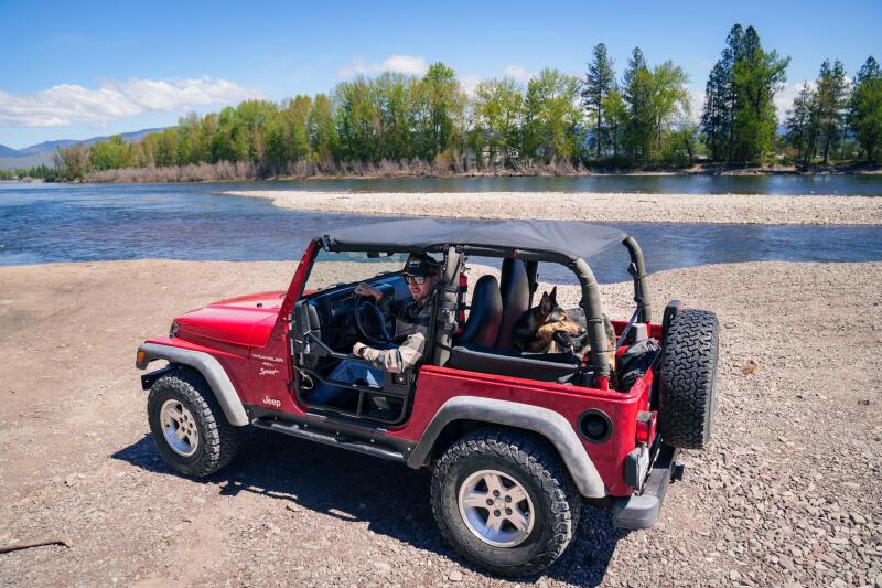Bestop 97-02 Jeep Wrangler TJ Header Safari Bikini (Black Denim)