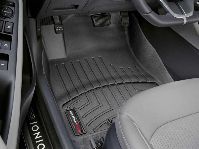WeatherTech 08-13 Toyota Highlander Front FloorLiner - Black