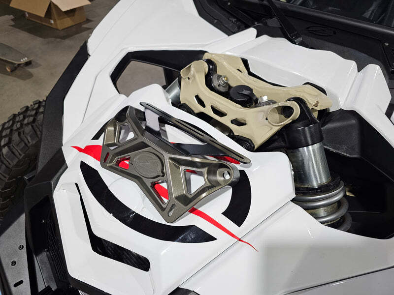 Elektric Offroad 2017+ Can Am X3 Maverick Front Shock Mount Brace W/ Light Mount Anodized Gun Metal