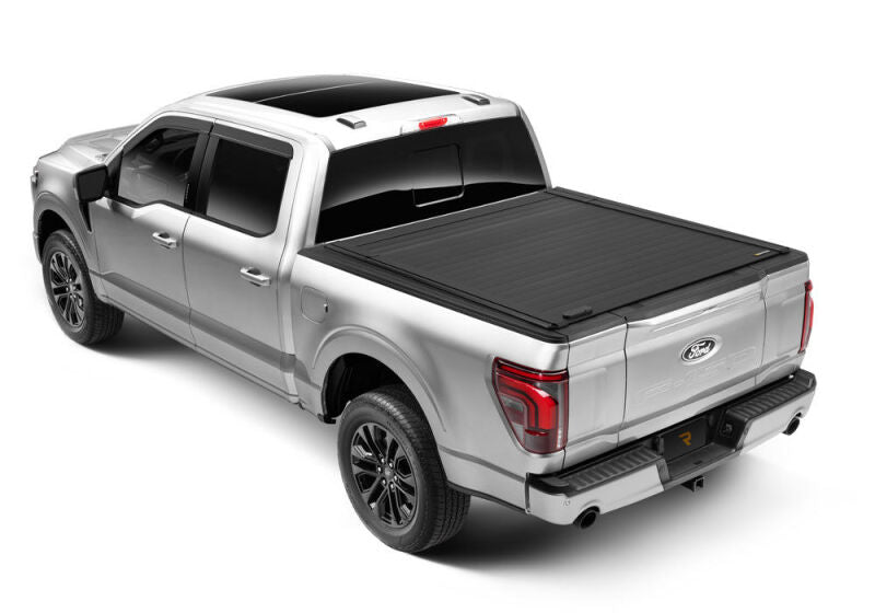 RealTruck 19-26 RAM 1500 5.7ft Bed (w/o MultiFunction Tailgate) RetraxPRO EZ-Off FRC-4000