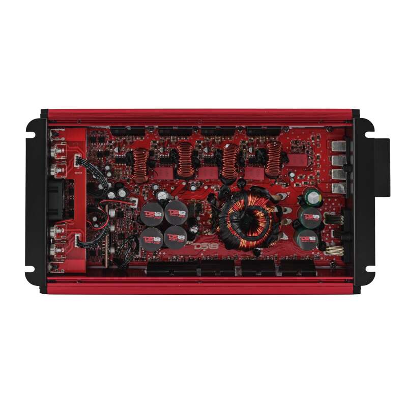 DS18 4-Channel Class-D Amp Stereo Full-Range 4 x 250 W RMS at4 ohm- Red