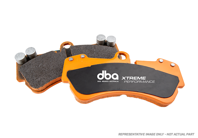 DBA 06-07 Dodge Magnum SRT8 / 06-09 Challenger SRT8 XP650 Front Brake Pads