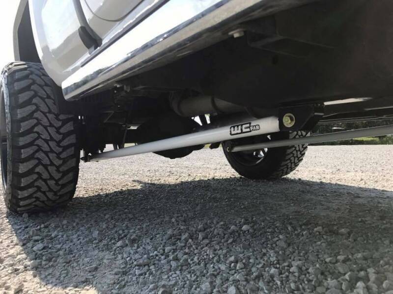 Wehrli 11-19 Chevy & GMC Duramax ECLB/CCLB 68in. Traction Bar Kit - Gloss White