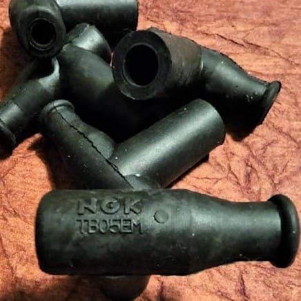OEM Spark Plug Cap NGK TB05EM image 0