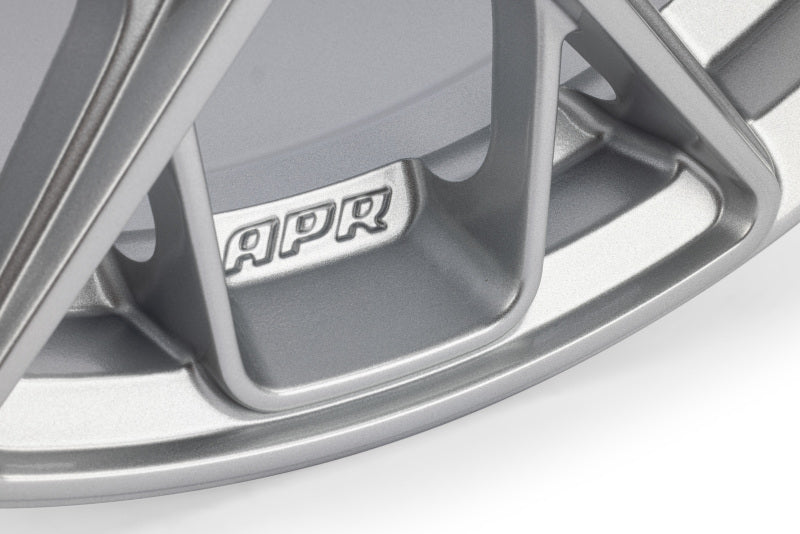 APR A02 Flow Formed - 19x8.5 - 5x112 - ET45 - 66.5mm Center Bore - Hyper Silver Wheel