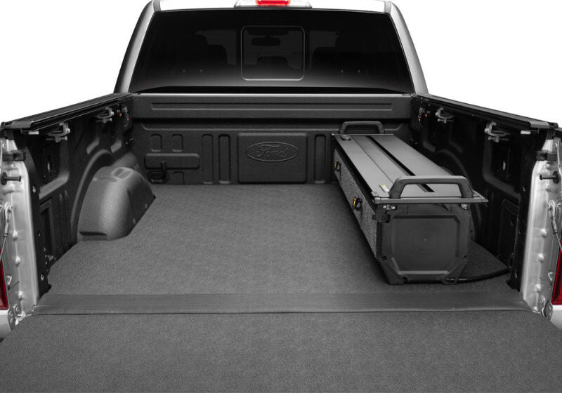 RealTruck 15-20 Ford F-150 SuperCrew/SuperCab 5.5ft Bed RetraxPRO EZ-Off FRC-4000
