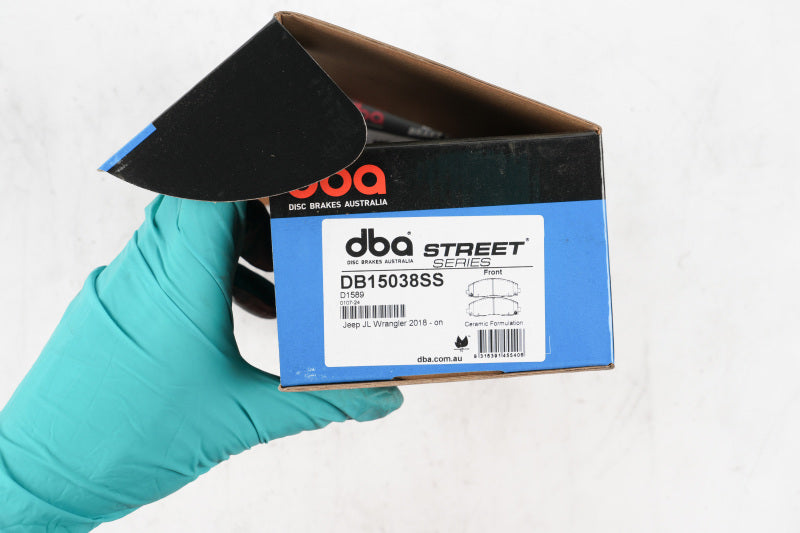DBA 18-19 Jeep Wrangler JL Street Series Front Brake Pads