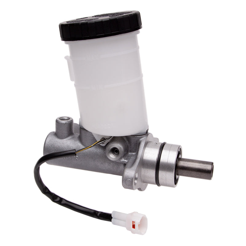 DFC 99-04 Chevrolet Tracker Brake Master Cylinder