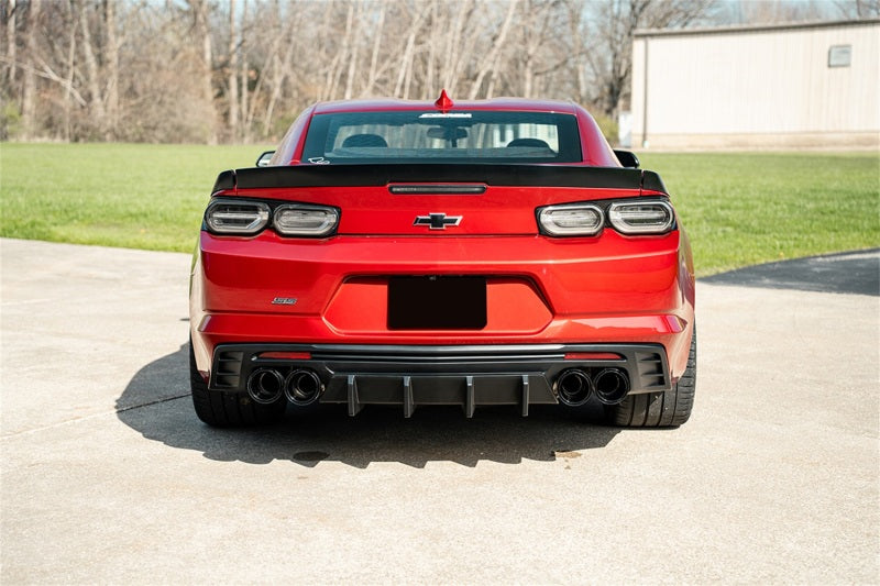 Corsa 2016-2024 Chevrolet Camaro SS / ZL1 Black Carbon Fiber 4.5in Twin Tip Kit