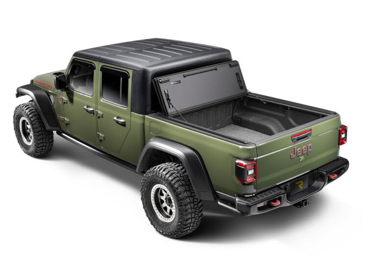 BAK 20-26 GM Silverado/Sierra 2500/3500 HD 8.2ft Bed BAKFlip MX4 TS