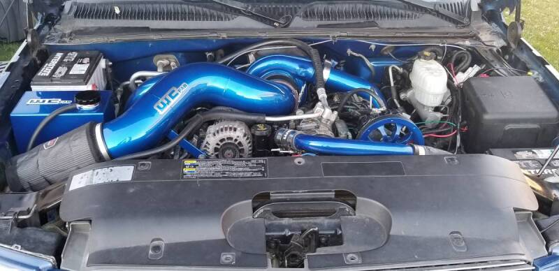 Wehrli 01-04 Duramax LB7 S400 Single Turbo Install Kit - Bengal Red