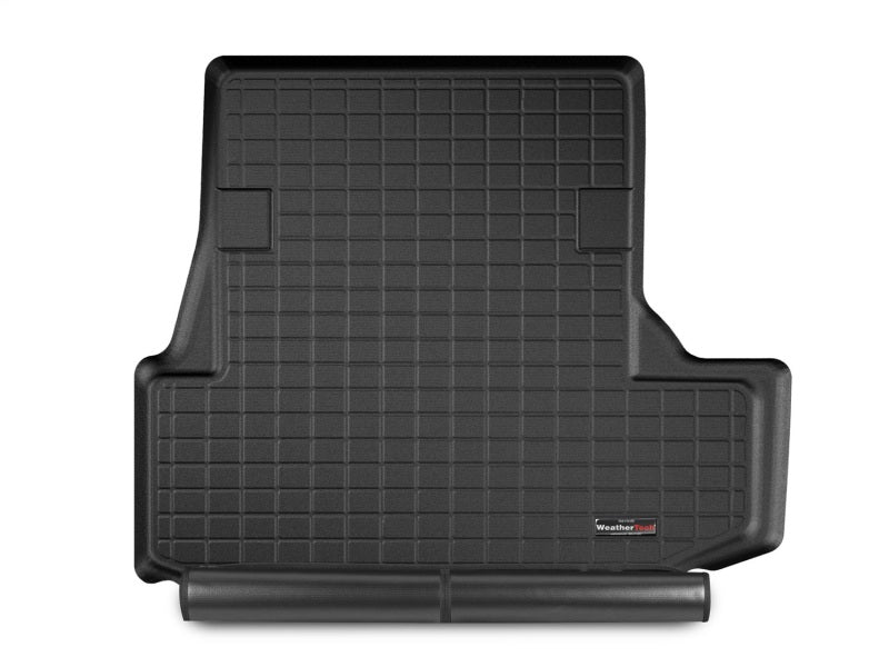 WeatherTech 2017+ BMW 7-Series Plug-In Hybrid Cargo Liner w/Bumper Protector - Black