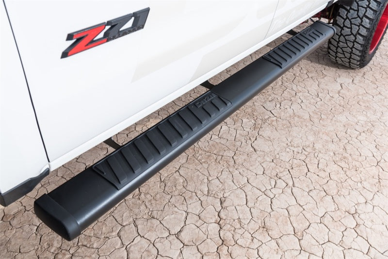 Dee Zee 99-23 Chevrolet/GMC/Dodge/Ford  Full Size Truck Tubes - 6In Oval - Black Steel (CrewCab)