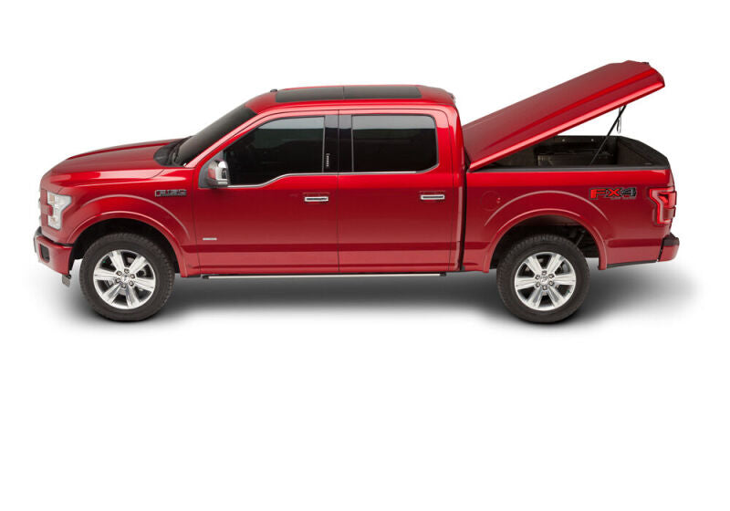 Undercover 2025 Dodge Ram 5.7ft Elite LX Bed Cover - Silver Metallic