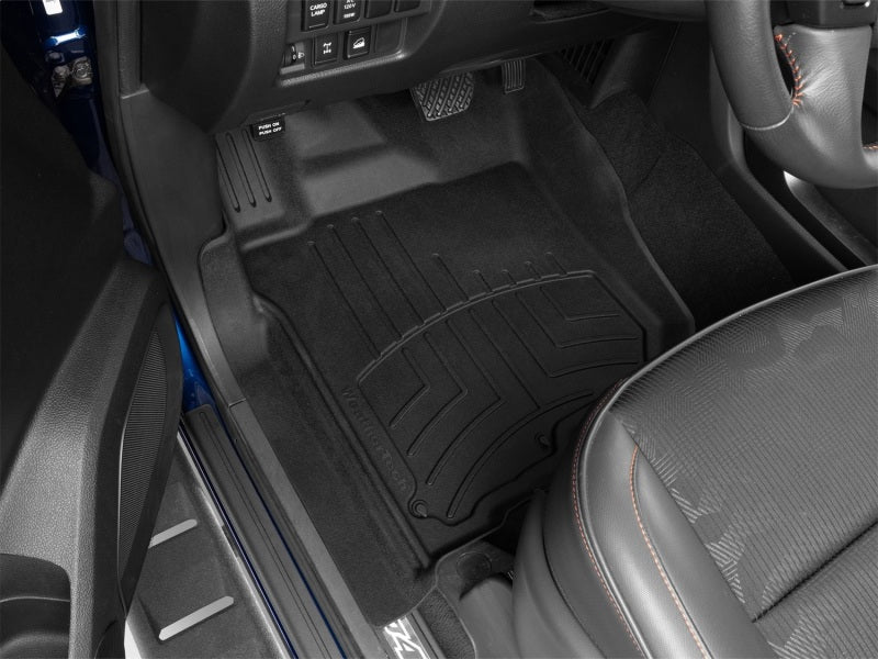 WeatherTech 17-23 Nissan Titan CC & 17-20 XD Crew Cab Front FloorLiner HP - Black