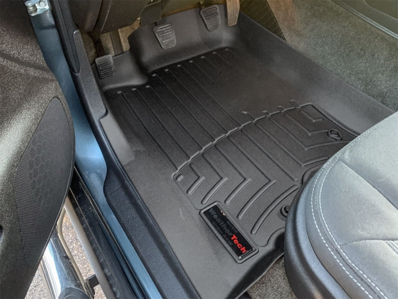 WeatherTech 06+ Hummer H3 Front FloorLiner - Black