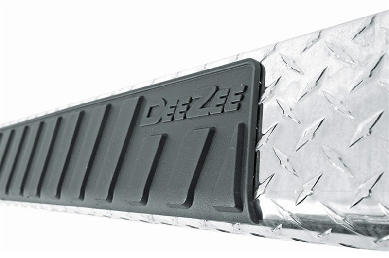 Dee Zee Universal Tubes - 6In Oval - Black Tread Aluminum (ExtCab)