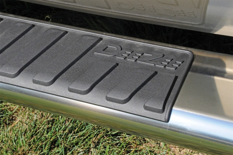 Dee Zee 99-23 Chevrolet/GMC/Dodge/Ford Full Size Truck Tubes - 6In Oval - Stainless Steel (CrewCab)