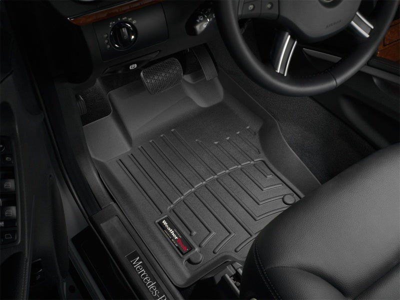 WeatherTech 03-05 Mercedes-Benz ML350 Front FloorLiner - Black
