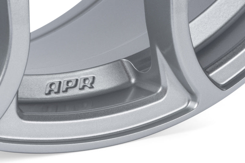 APR A01 Flow Formed - 20x9.0 - 5x112 - ET42 - 66.5mm Center Bore - Hyper Silver Wheel