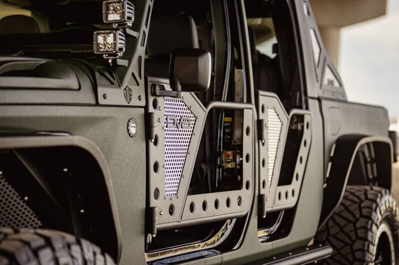 DV8 Offroad Jeep 18+ Wrangler JL / 20+ Gladiator JT Rear Rock Doors w/ Perforated Aluminum Mesh