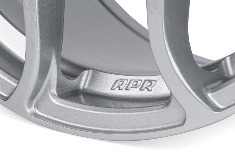 APR A01 Flow Formed - 19x8.5 - 5x112 - ET45 - 66.5mm Center Bore - Hyper Silver Wheel