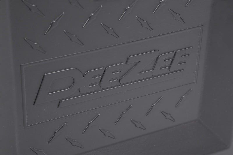 Dee Zee Universal Tool Box - Specialty Triangle Plastic
