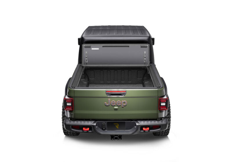BAK 20-26 GM Silverado/Sierra 2500/3500 HD 8.2ft Bed BAKFlip MX4 TS