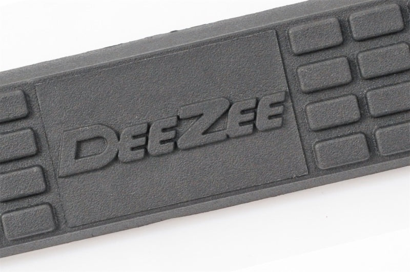 Dee Zee 15-2022 Chevrolet/GMC Colorado/Canyon Tubes - 3In Round Black Steel CrewCab