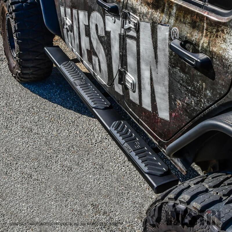 Westin 18-26 Jeep Wrangler JLU 4dr R5 Nerf Step Bars - Tex. Blk